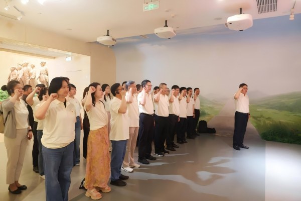 图片2(1).jpg 图片2(1).jpg